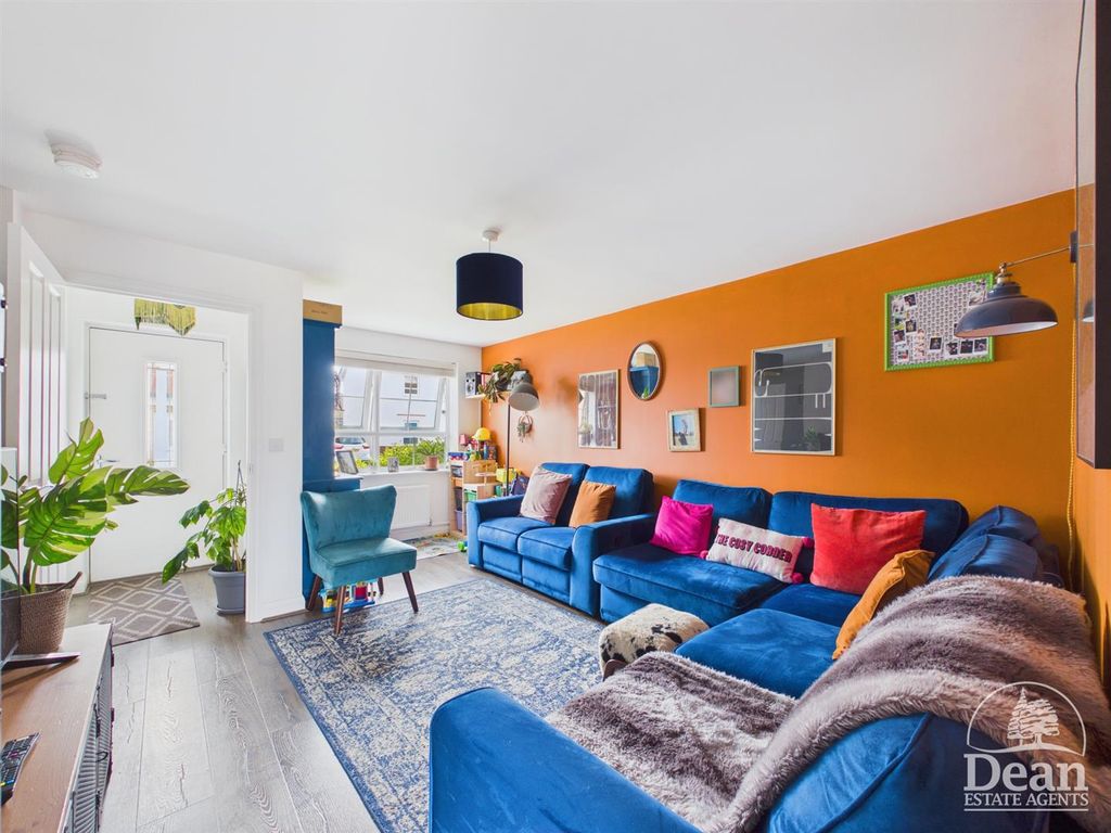 Property photo 2 of 15