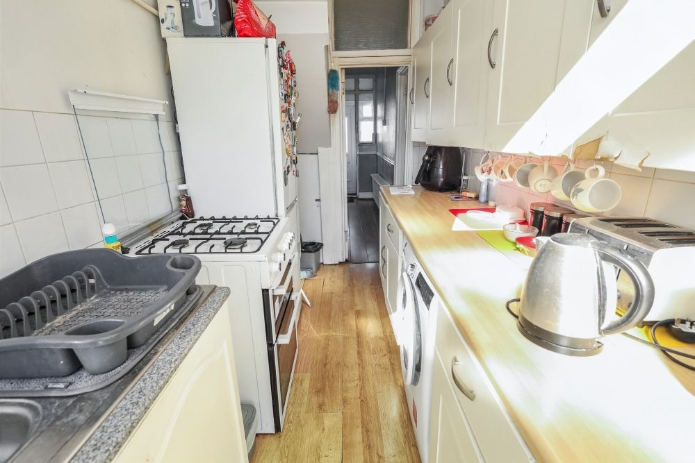 Property photo 2 of 19