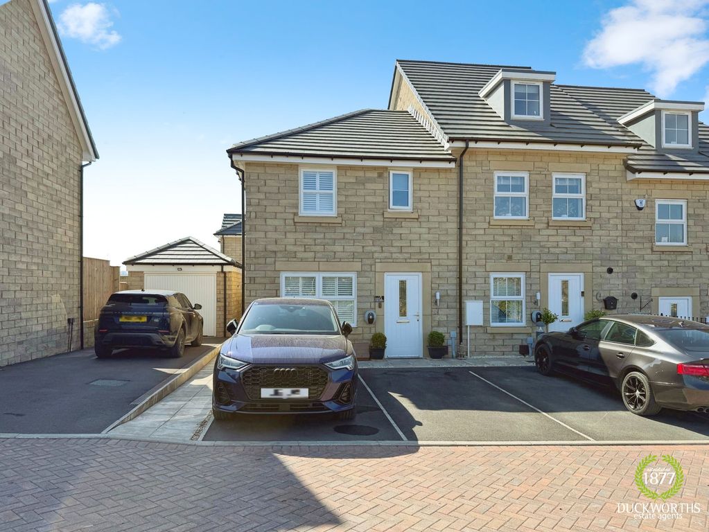 Property photo 1 of 21