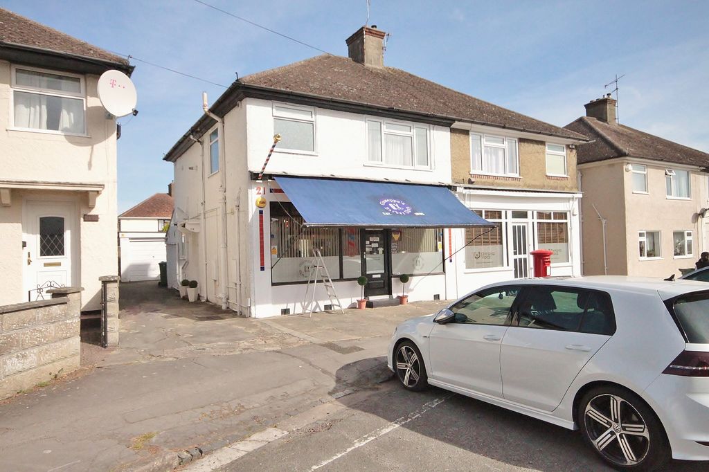 Property photo 1 of 7 Main