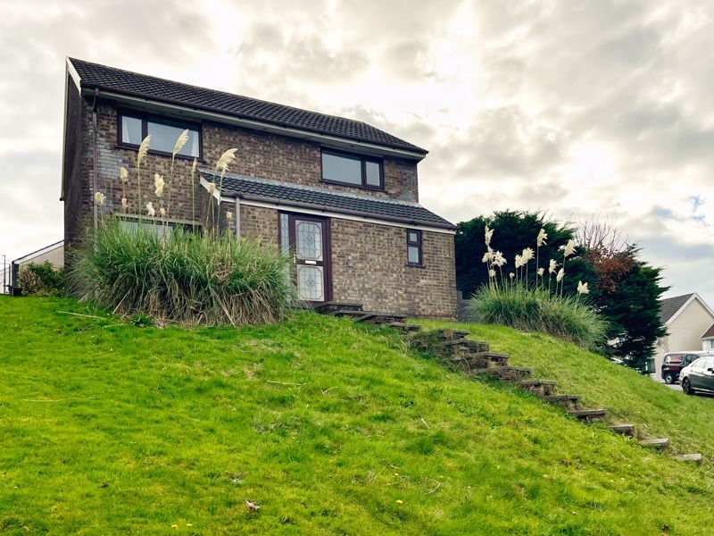 Property photo 1 of 33 Photo 27