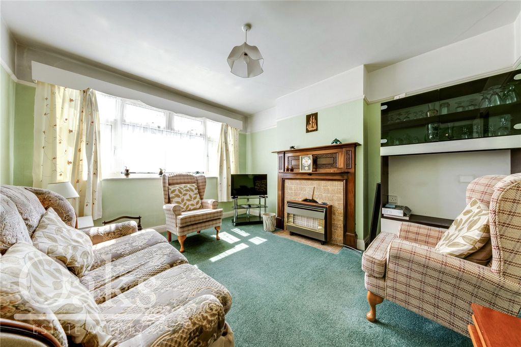 Property photo 2 of 12 Picture No. 01