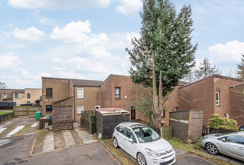 Property photo 1 of 15 External