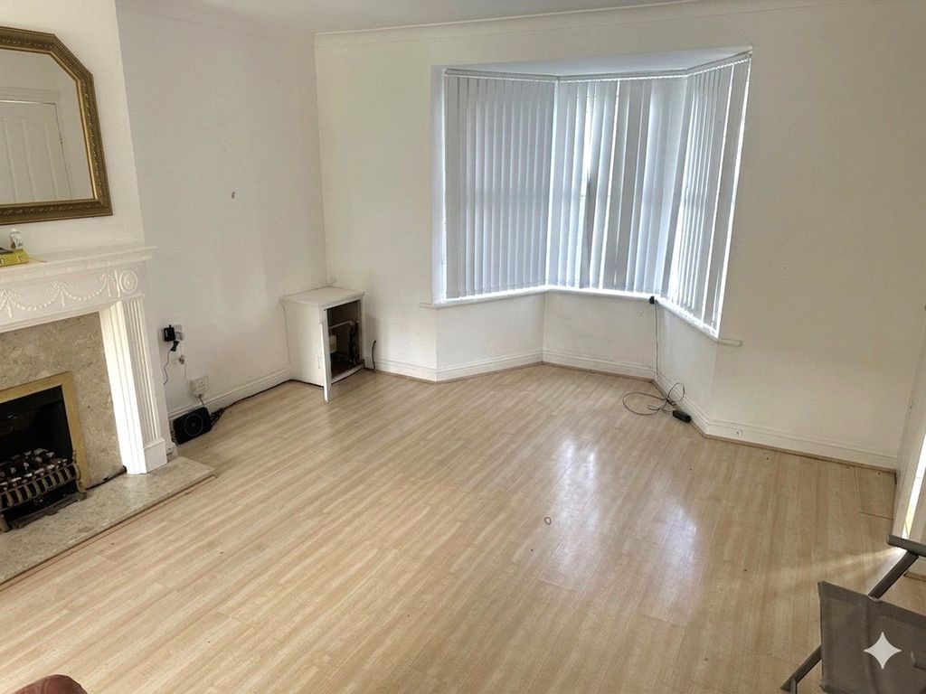 Property photo 2 of 11 Picture No. 04