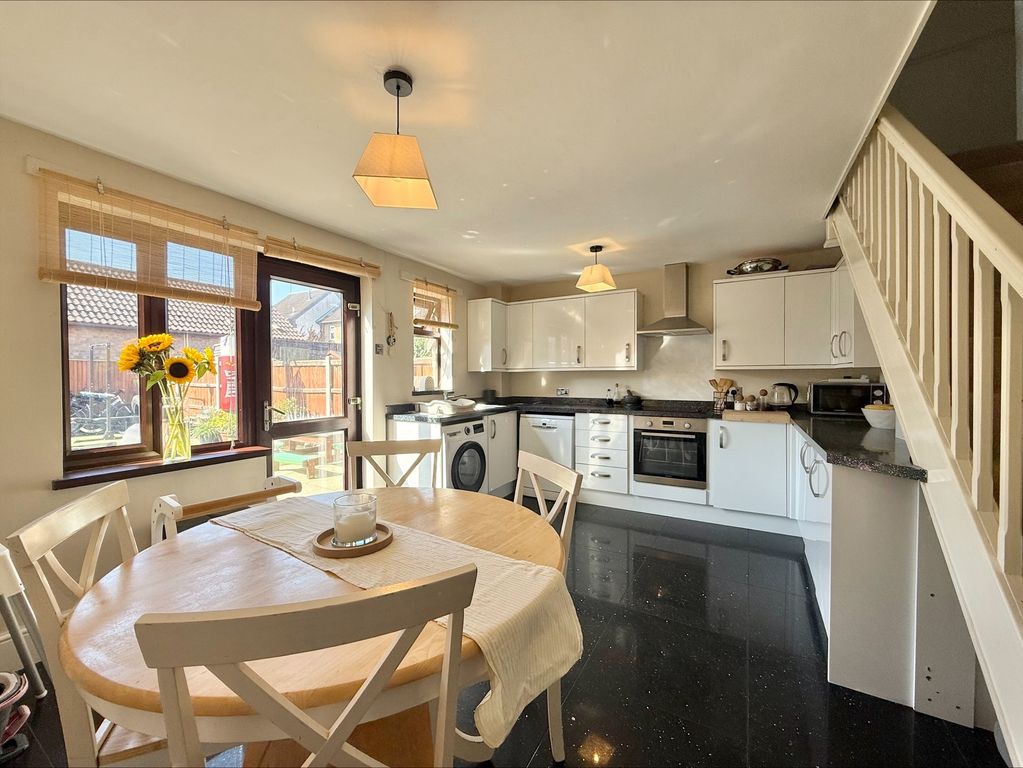 Property photo 3 of 13