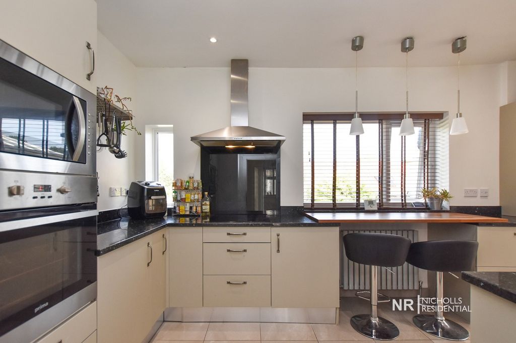 Property photo 3 of 17 Kitchen-Breakfast Room