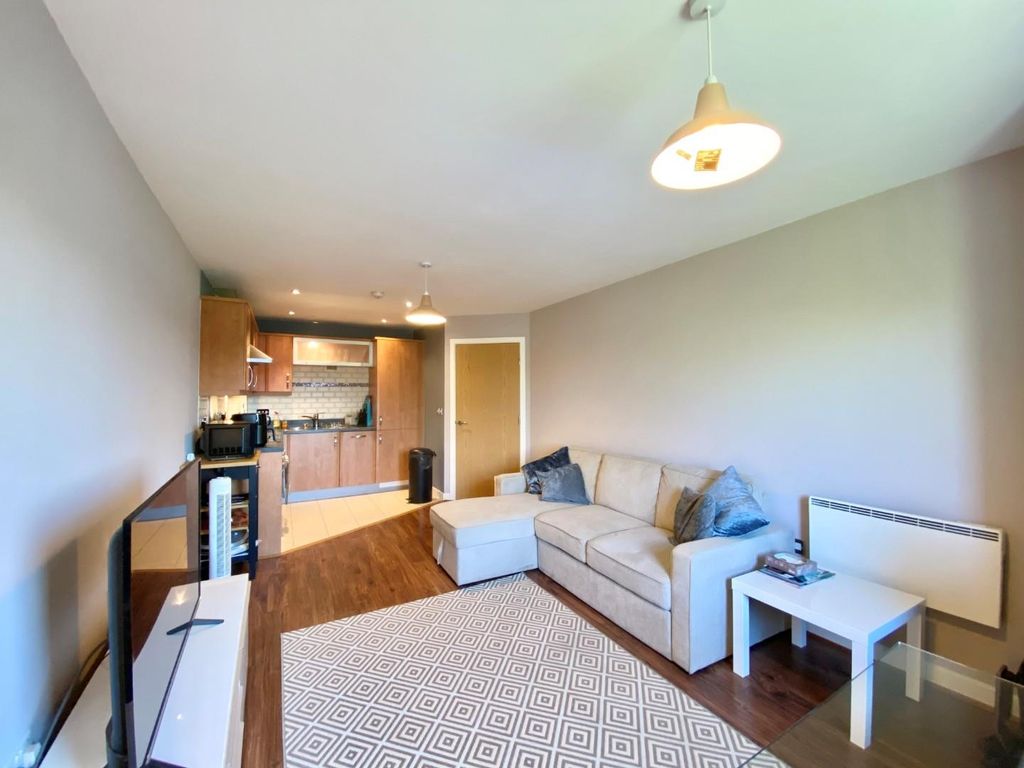 Property photo 3 of 11 5.Jpg