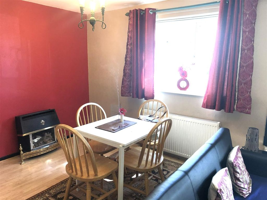 Property photo 3 of 9 Sm153Img_4708.Heic.Jpg
