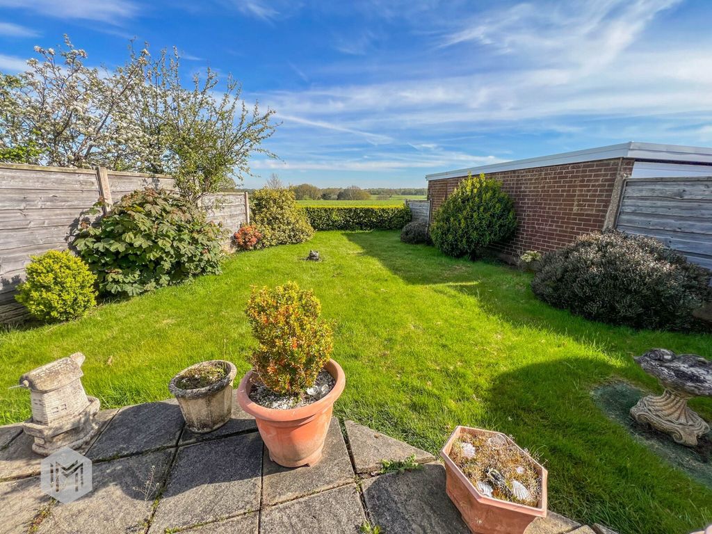 Property photo 3 of 19 Picture No. 14