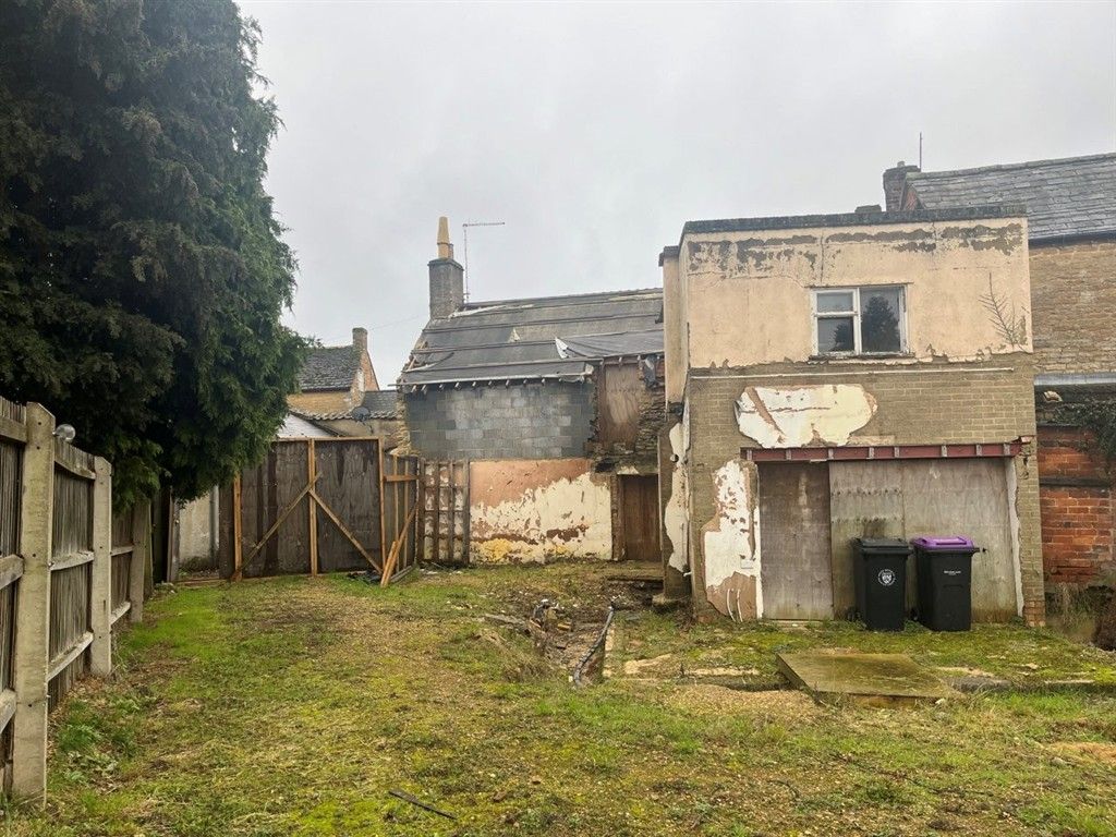 Property photo 3 of 7