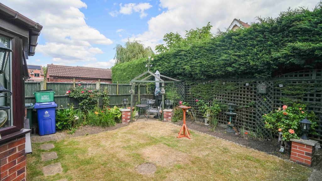 Property photo 3 of 10