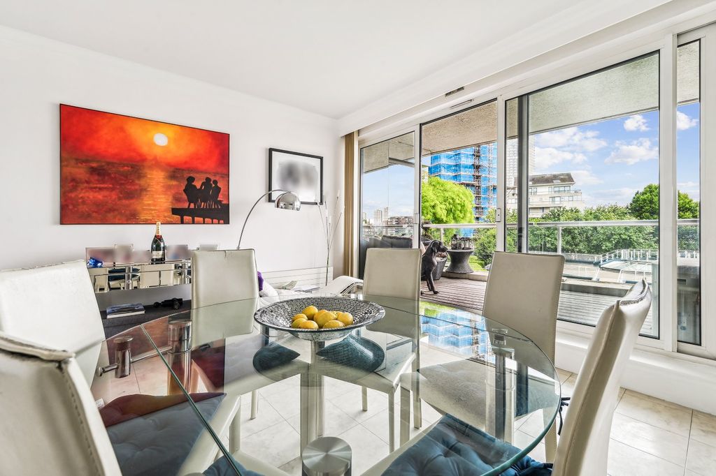 Property photo 3 of 14 Dining