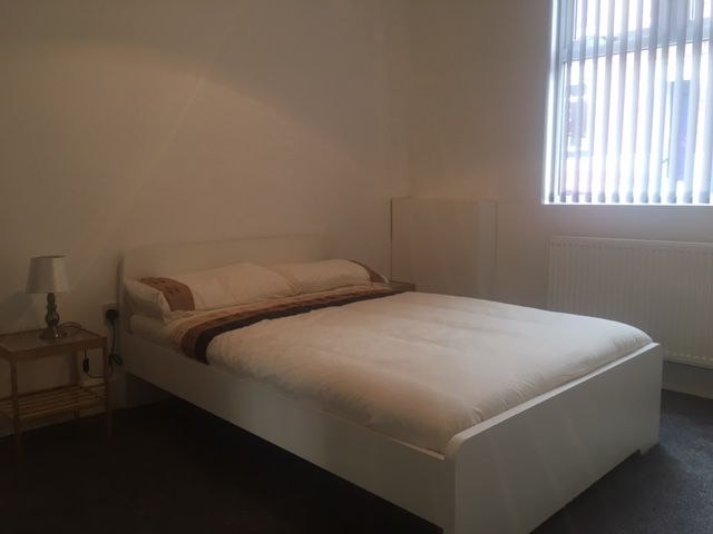 Property photo 1 of 17 Room 1 - Double Shared