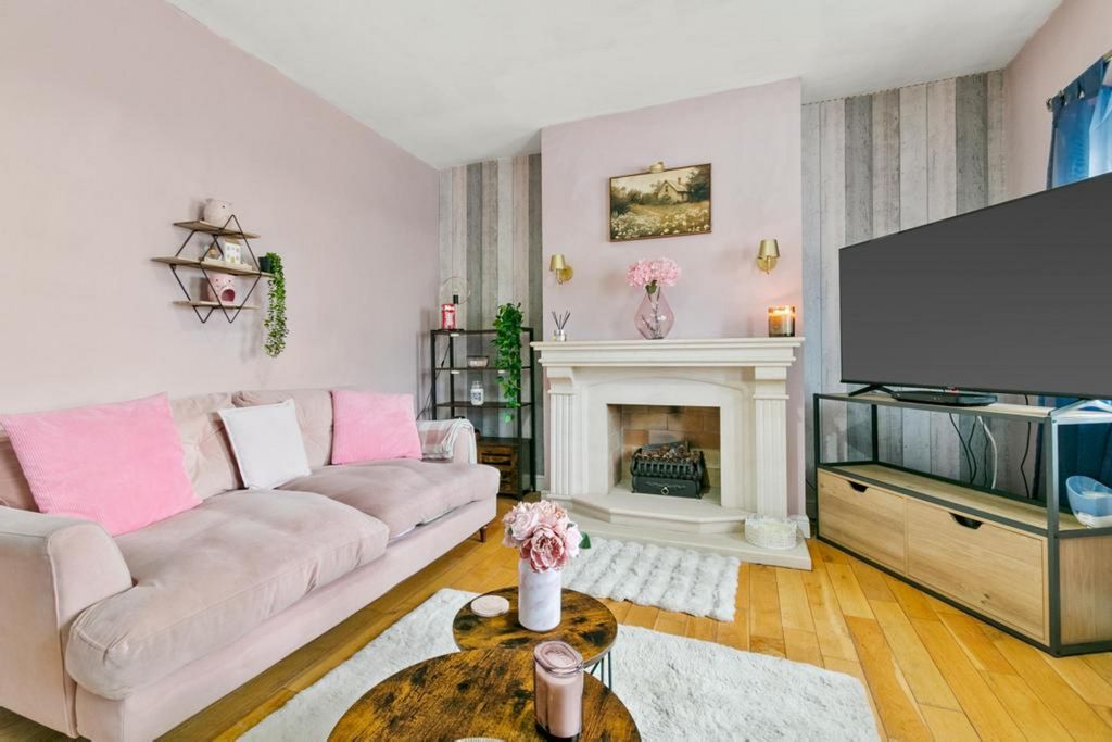 Property photo 3 of 21