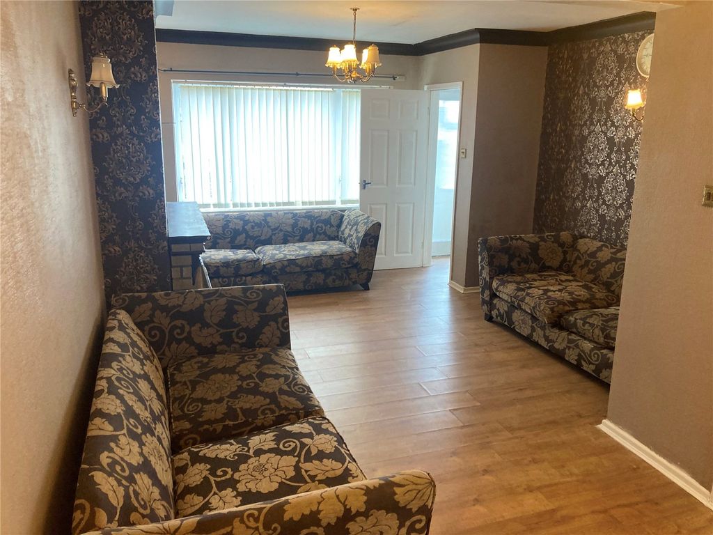 Property photo 3 of 13 Picture No. 15