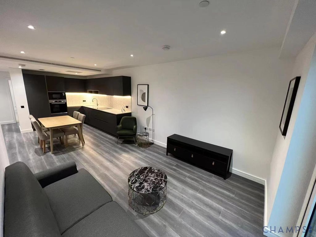 Property photo 1 of 5 2Bed For Rent In Sovereign Court