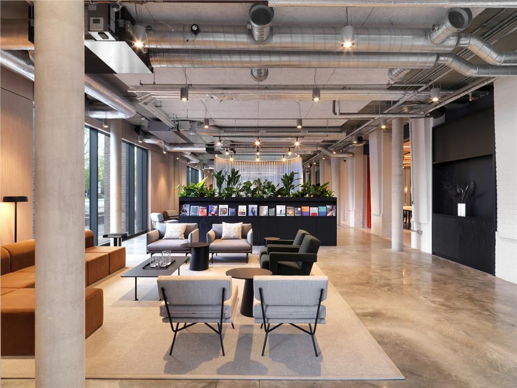 Property photo 3 of 17 Photo 2