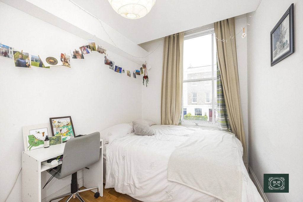 Property photo 3 of 15 Bedroom