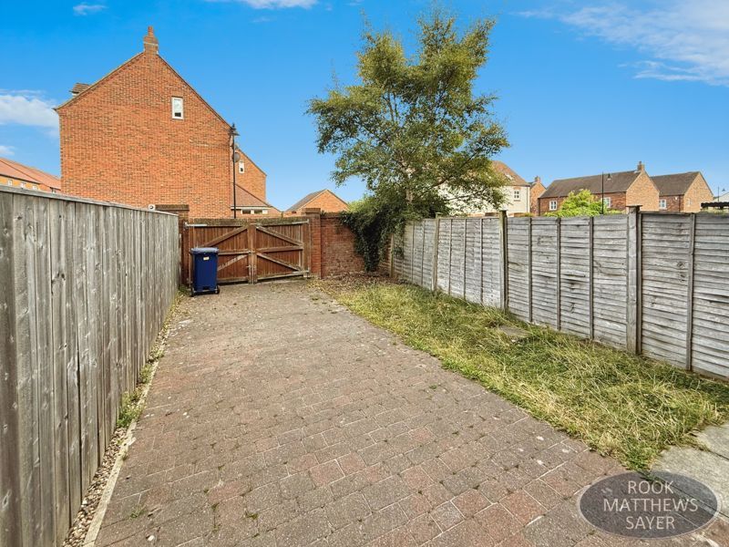 Property photo 2 of 13 Photo 12