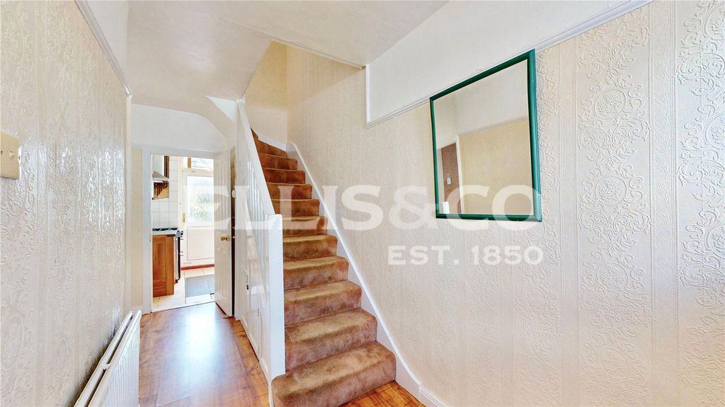 Property photo 2 of 19 Picture No. 08