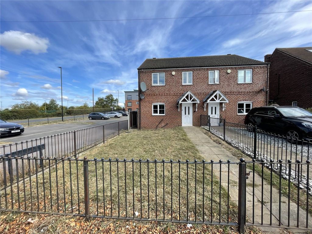 Property photo 1 of 13 Front