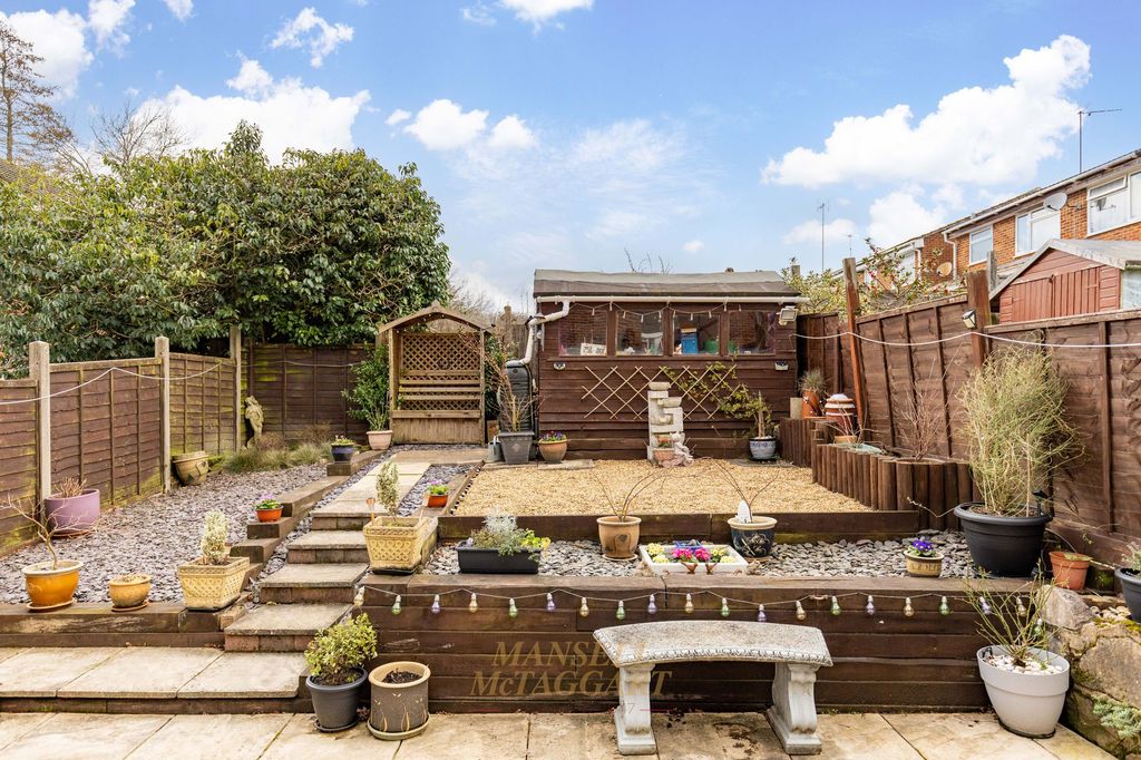 Property photo 2 of 23