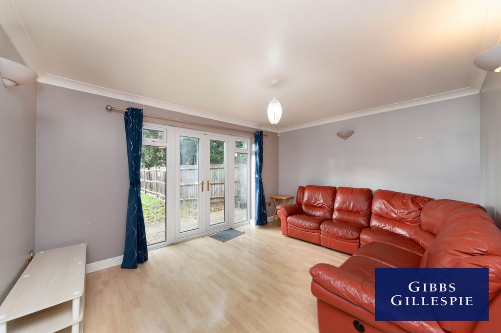 Property photo 2 of 10 2