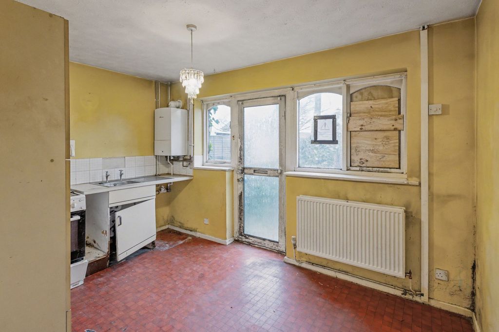 Property photo 3 of 18 8 Marton Burn Road, Middlesbrough, Ts4 2Sw