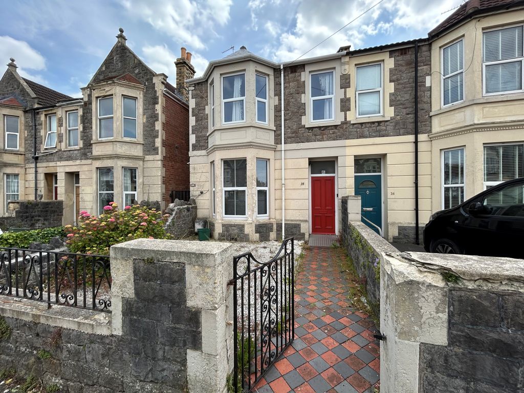 Property photo 1 of 7 External
