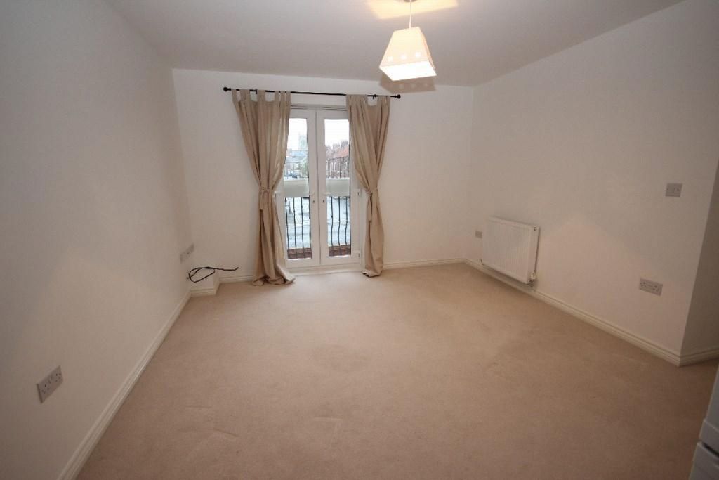 Property photo 3 of 14 Photograph 2