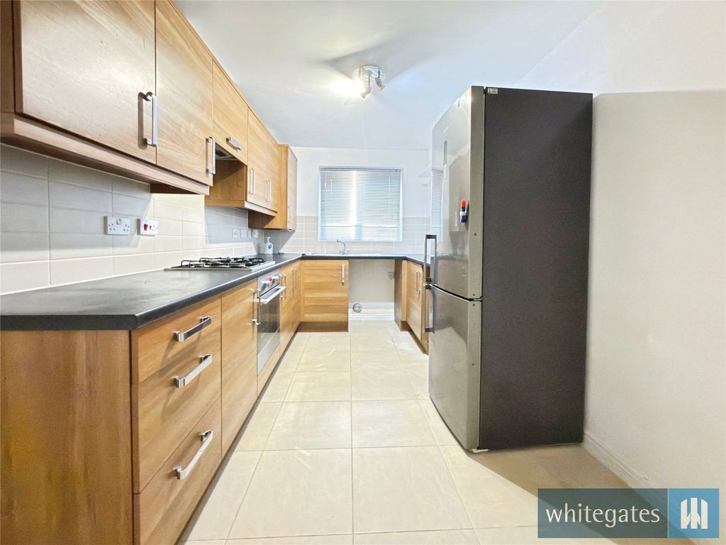 Property photo 2 of 22 Picture No. 16