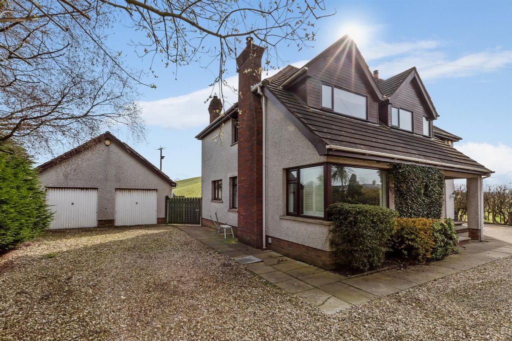 Property photo 2 of 34 36 Florida Road 30.Jpg