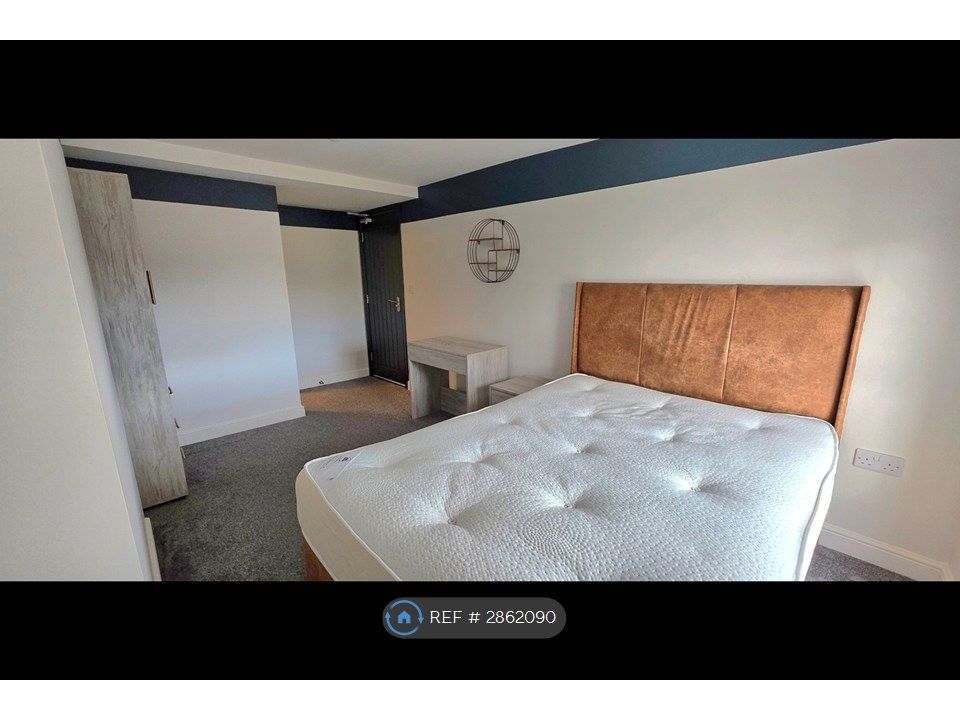 Property photo 1 of 3