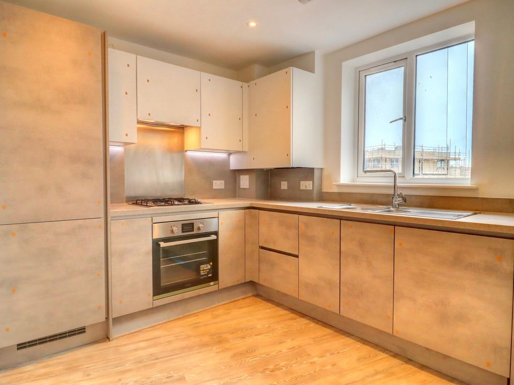 Property photo 3 of 7 Kictchen