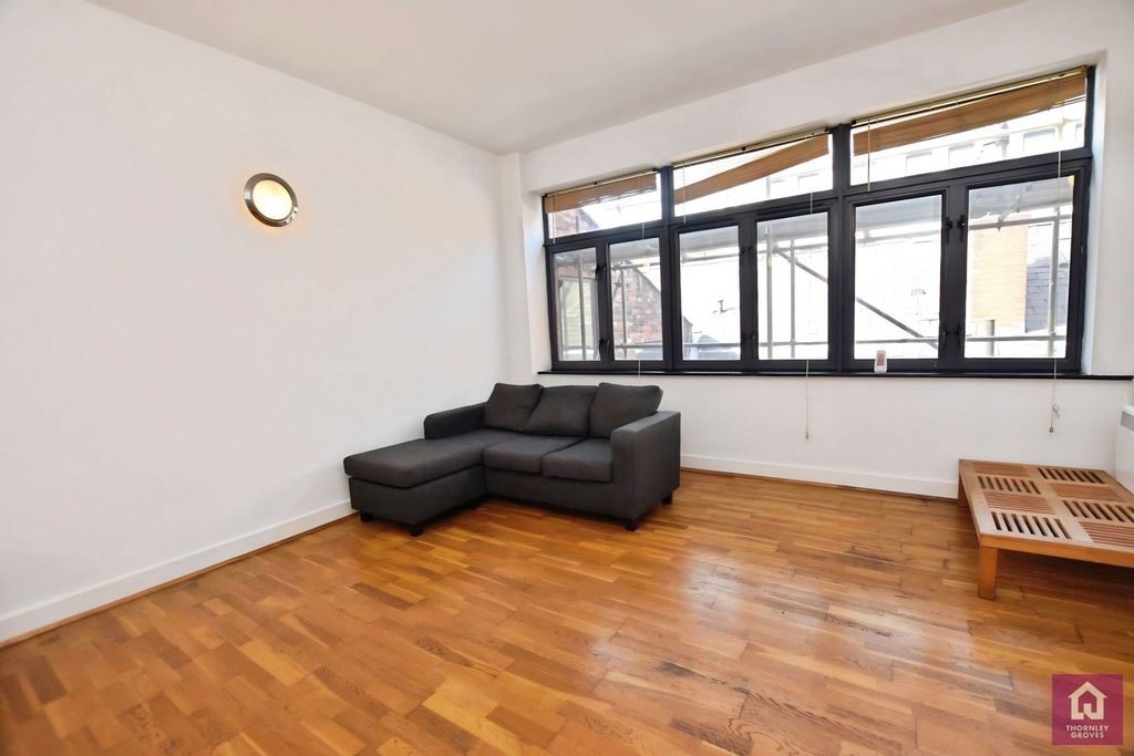 Property photo 1 of 16 Pbox-Img.Jpg