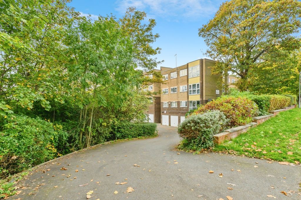 Property photo 1 of 17 Photo