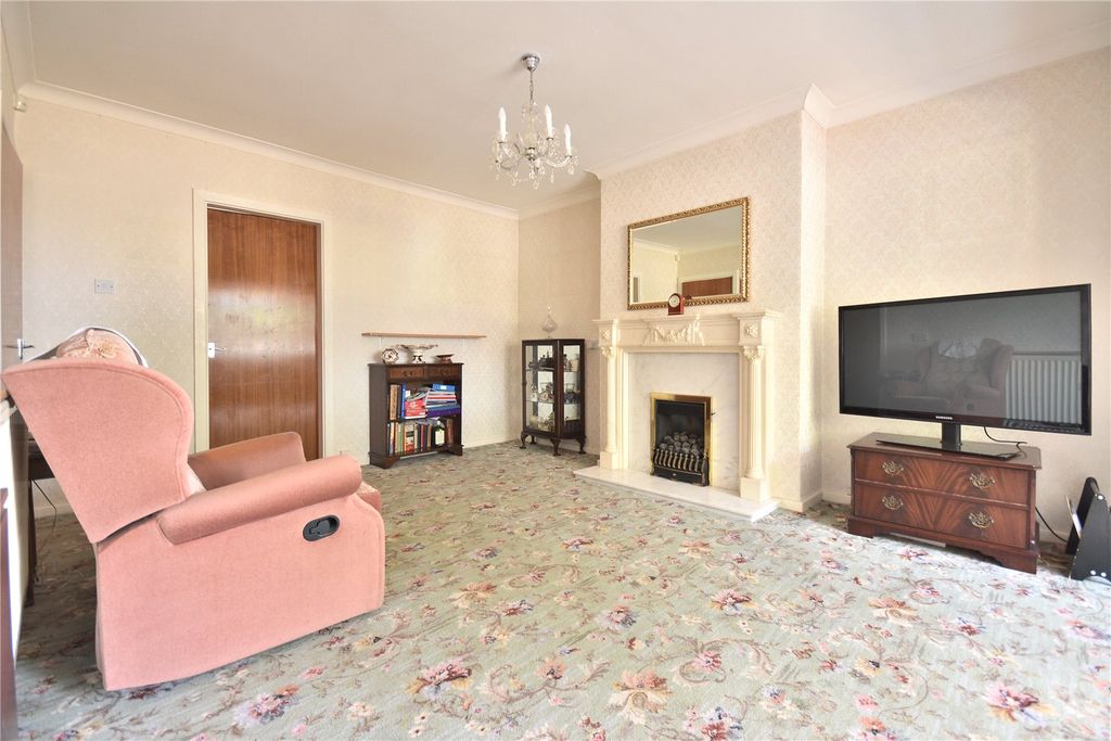 Property photo 2 of 15 Picture No. 07