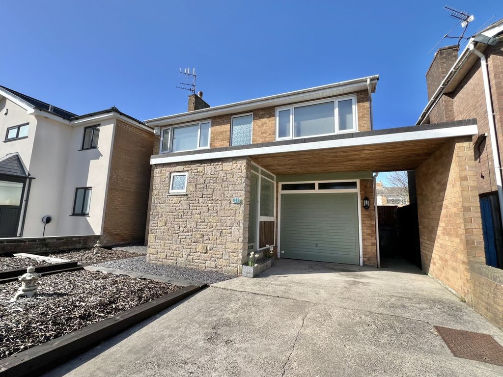 Property photo 1 of 30