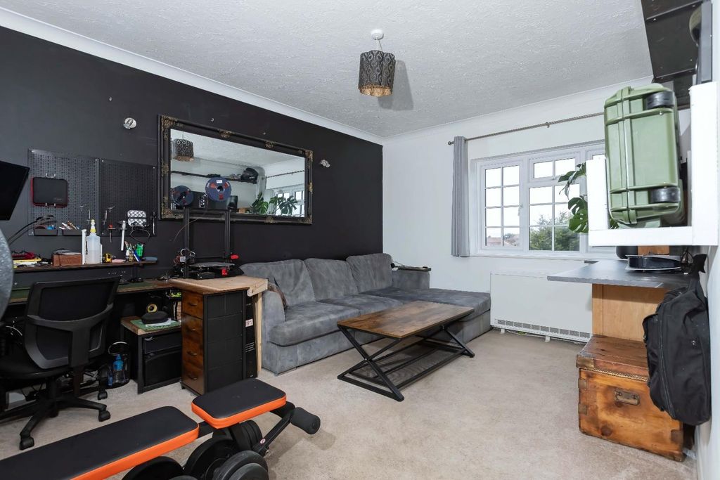 Property photo 3 of 11 Applesham_5.Jpg