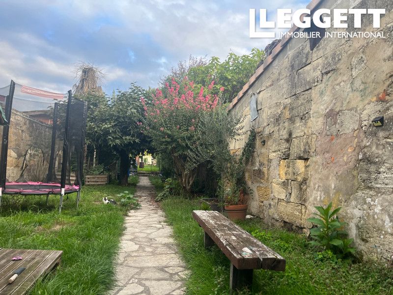 Property photo 2 of 10