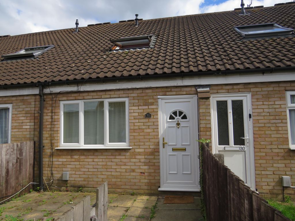 Property photo 1 of 7 Front