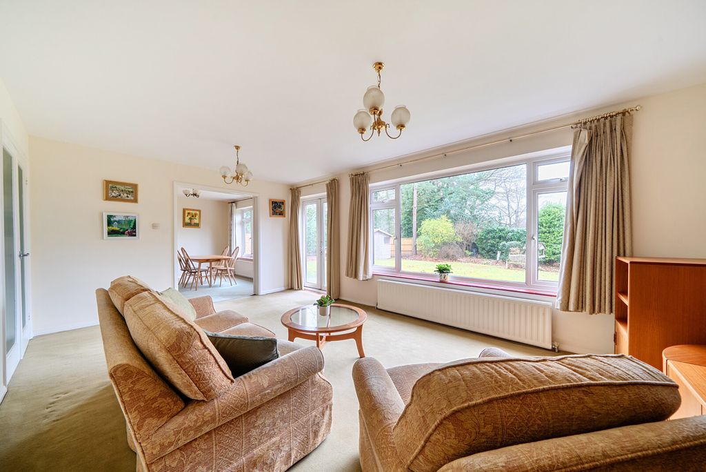 Property photo 3 of 21 Picture 3