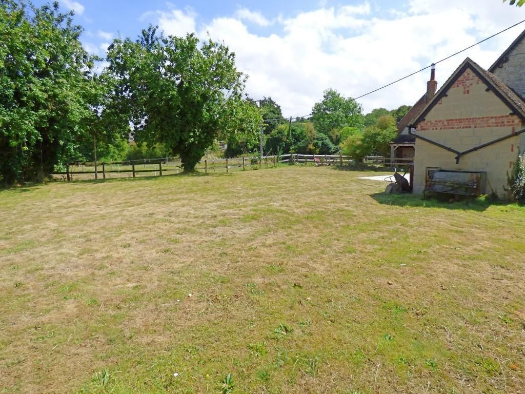 Property photo 2 of 20 Outside
