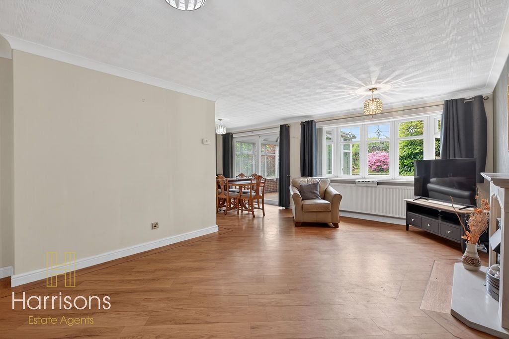 Property photo 3 of 25 5155062