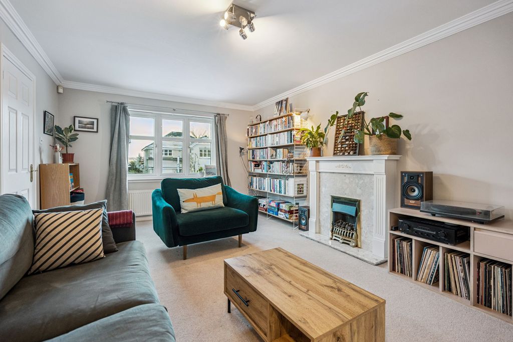 Property photo 3 of 36