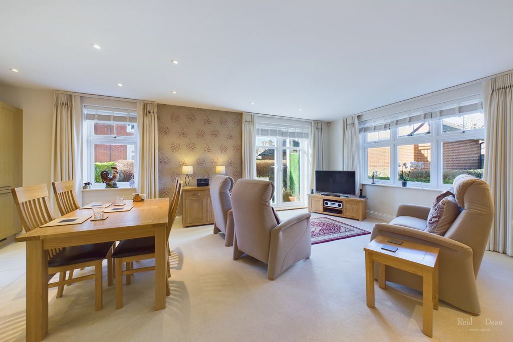 Property photo 2 of 23 907-Hr-2.Jpg