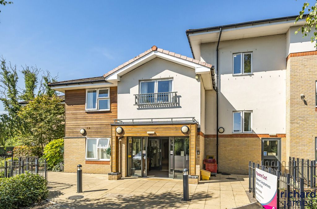 Property photo 1 of 21 Fitzwarrencourt