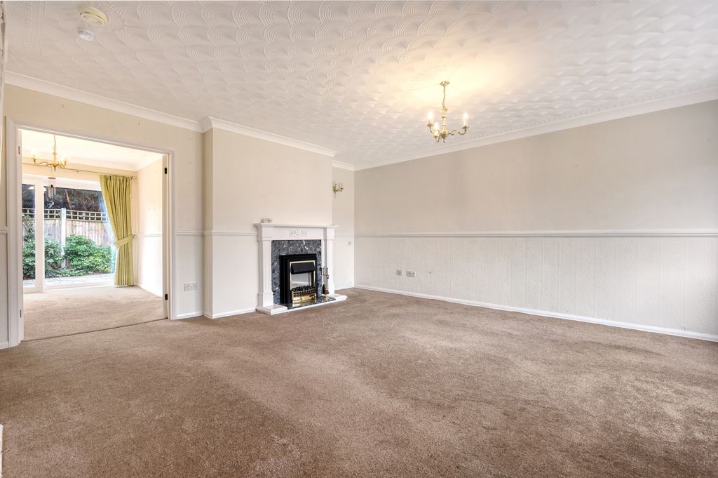 Property photo 2 of 17 Picture No. 18