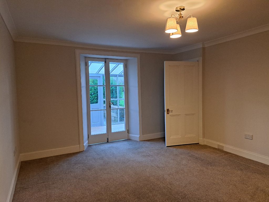 Additional image 4 of 4 bed farmhouse to rentPerth PH2