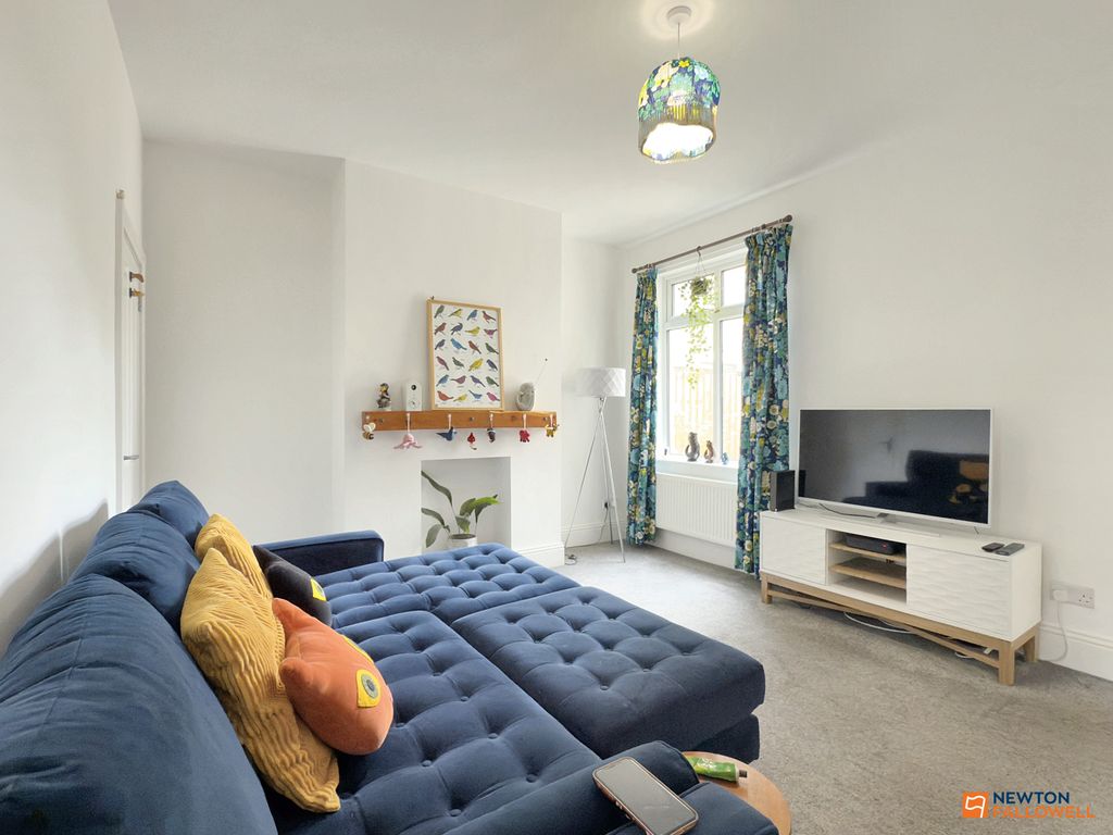 Property photo 3 of 34